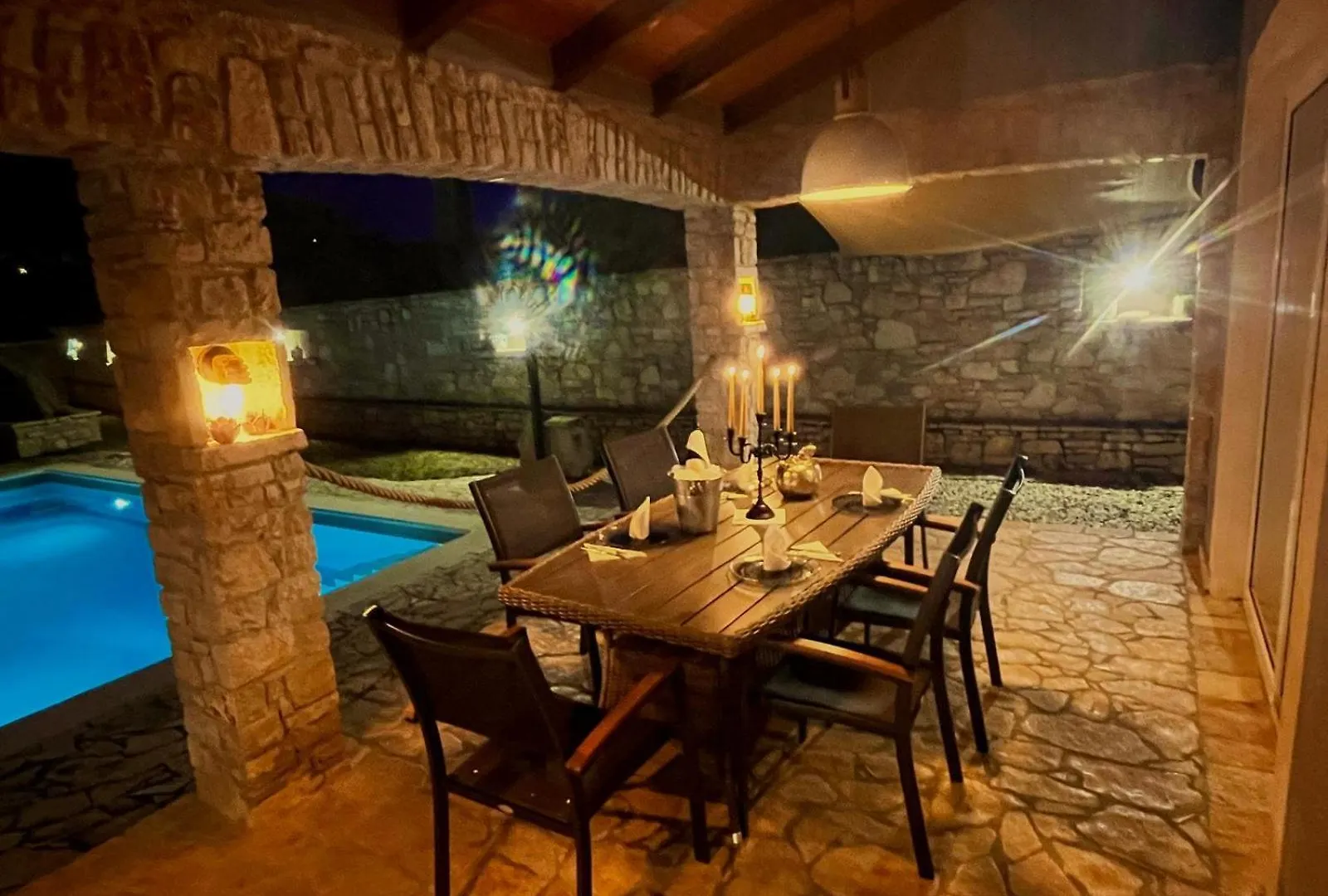 Villa Miriam Matohanci 0*,